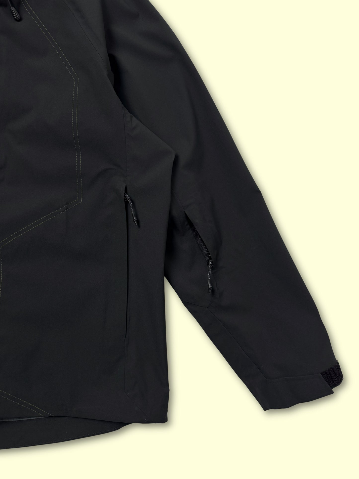Day Job 3L Shell Jacket (Obsidian)