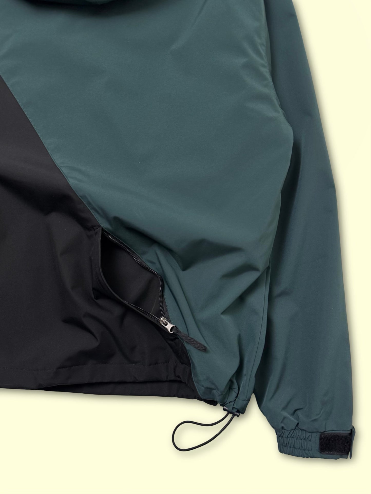 Tilda 2.5L Anorak Jacket (Spruce/Onyx)