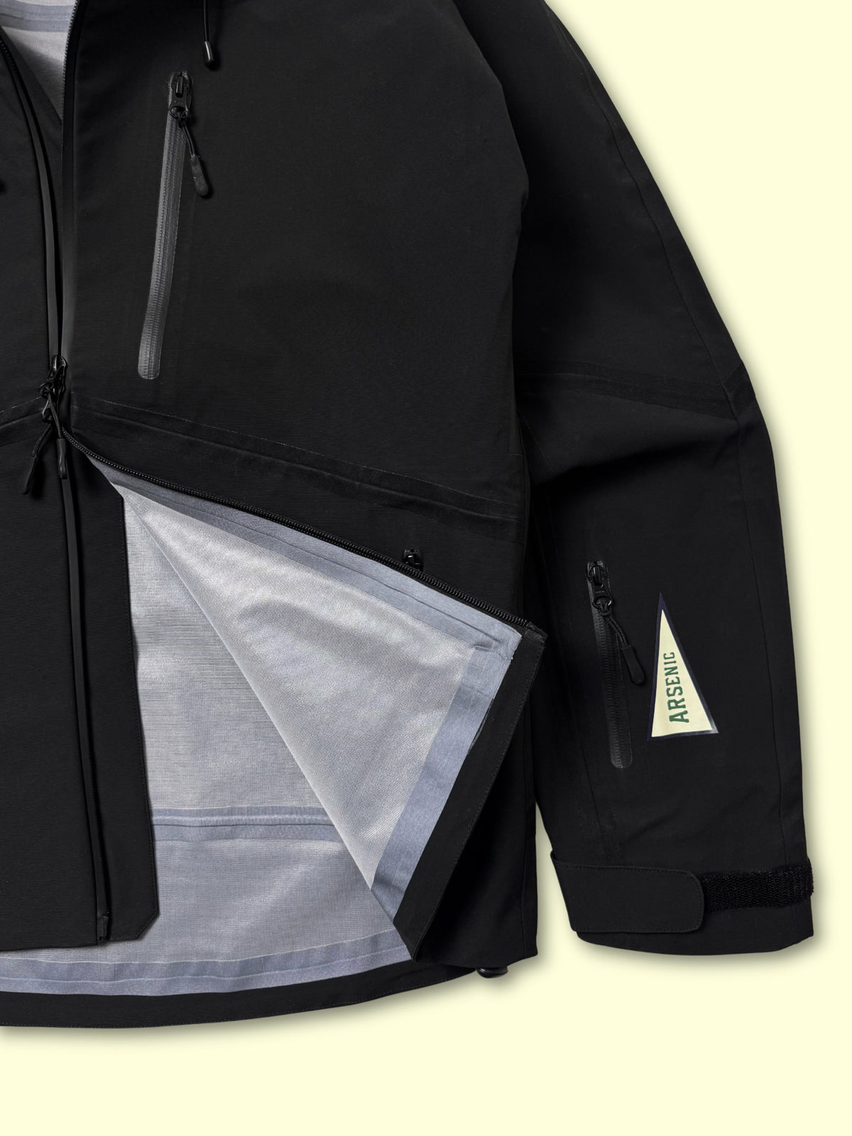 XT 3L Jacket (Black)