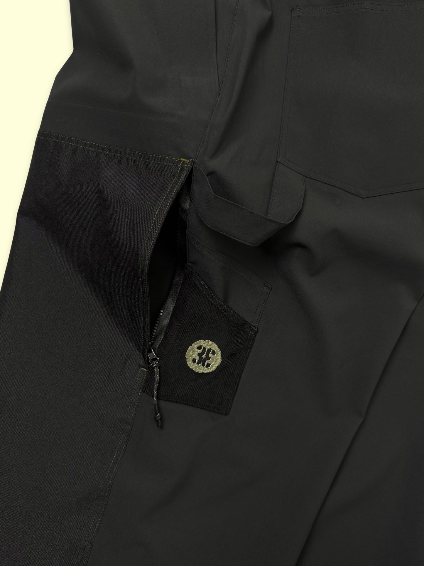 Day Job Shell Pants (Obsidian)