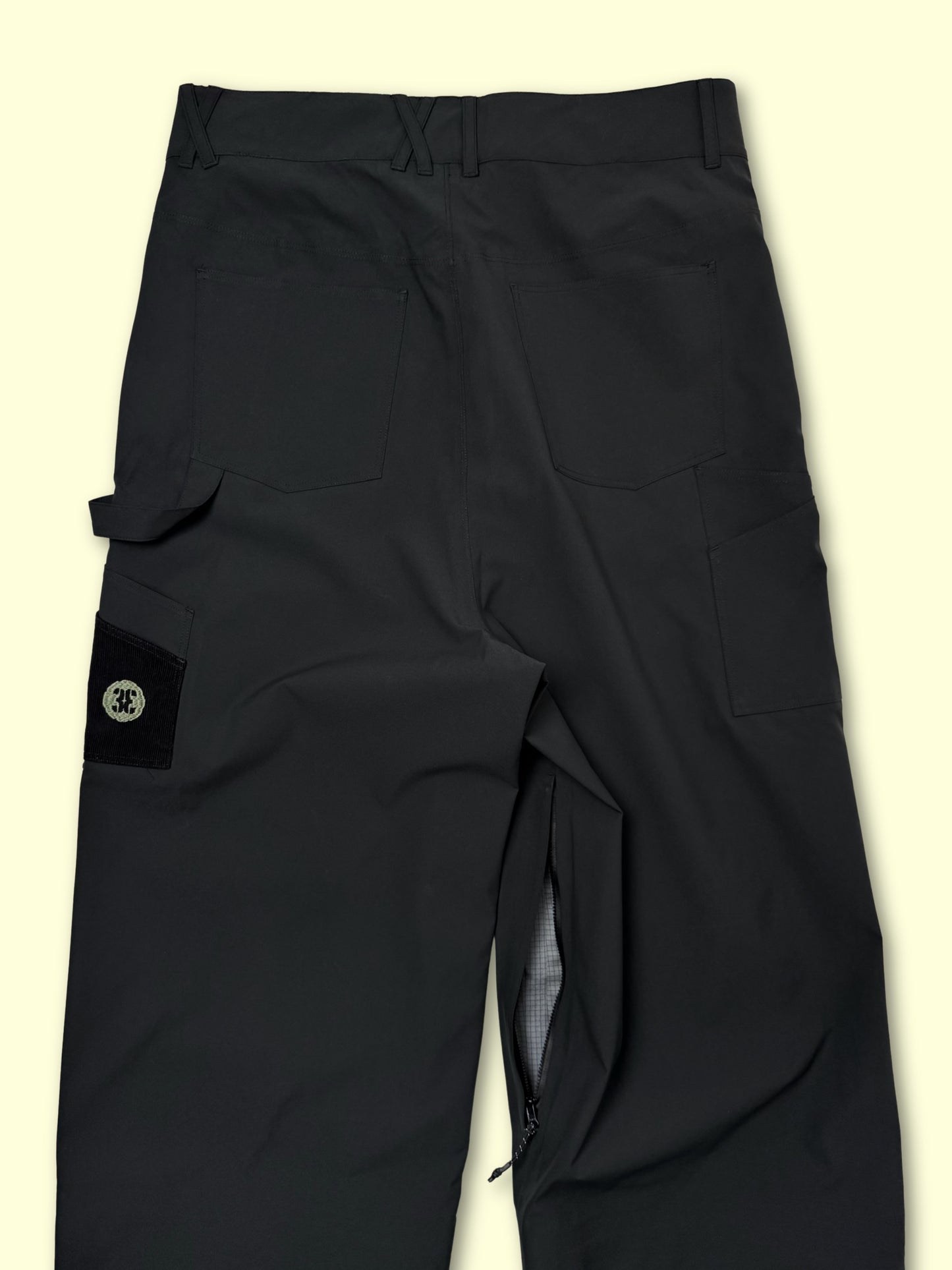 Day Job Shell Pants (Obsidian)
