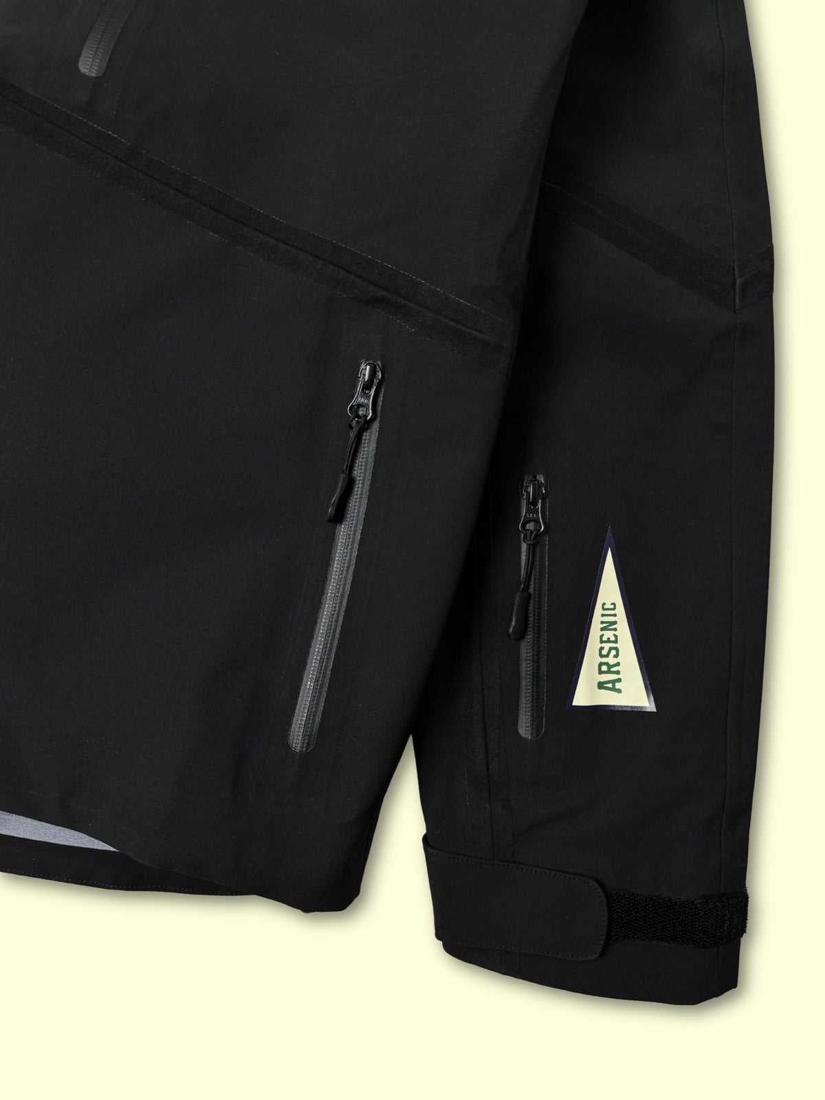 XT 3L Jacket (Black)