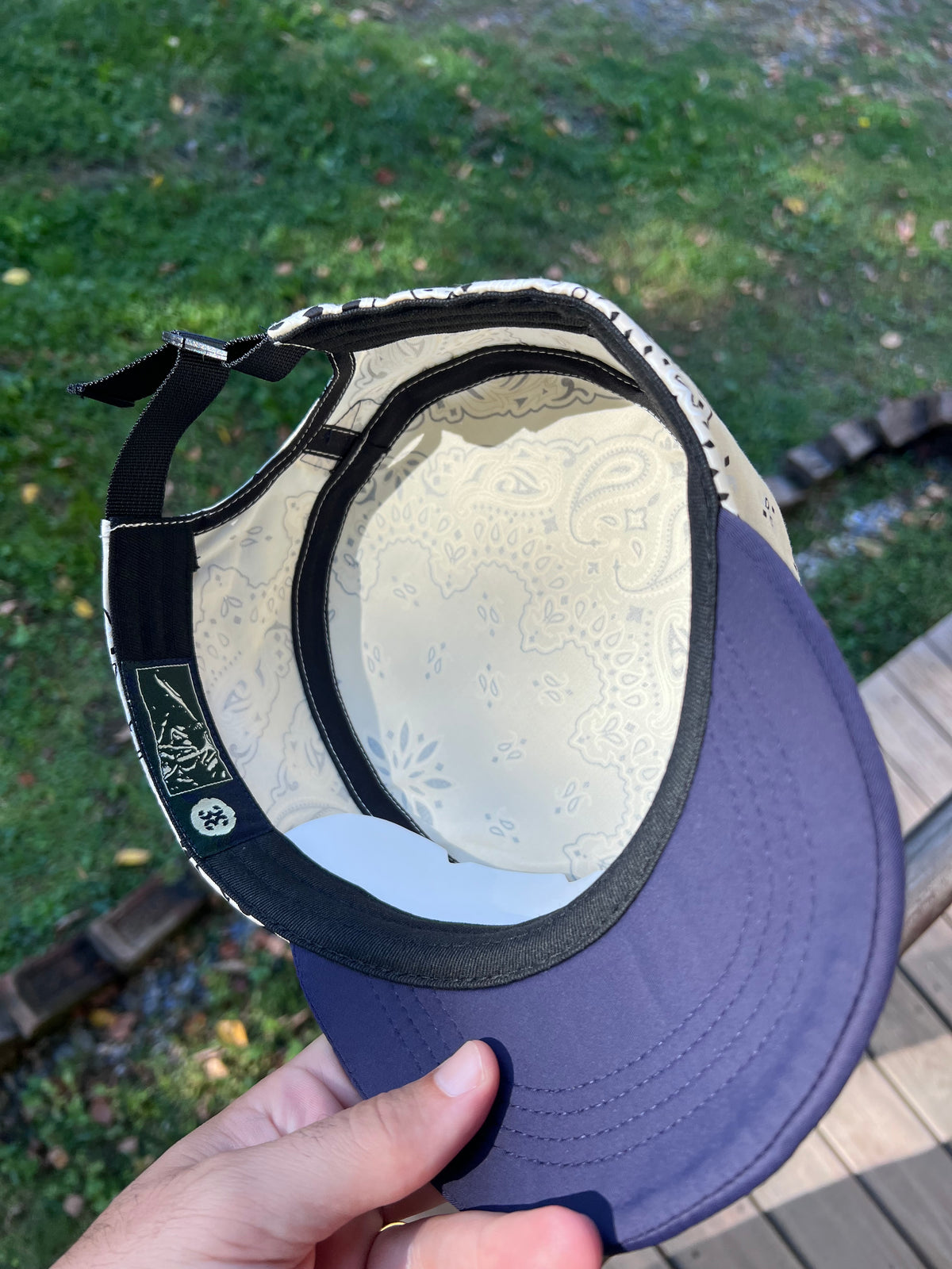 Coronel Cap (Bone/Navy)