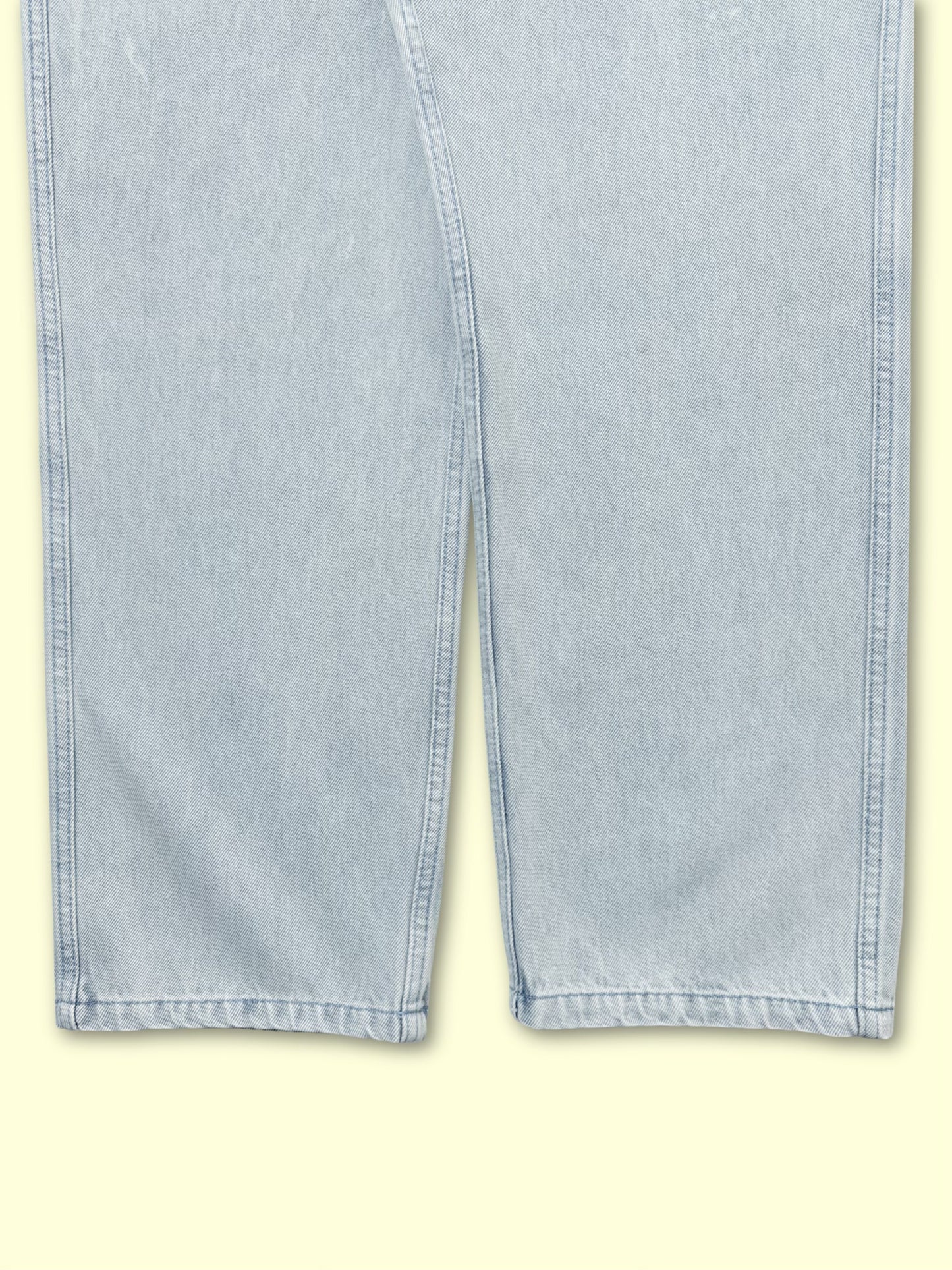 Loose Change Denim Pants (Light Wash)